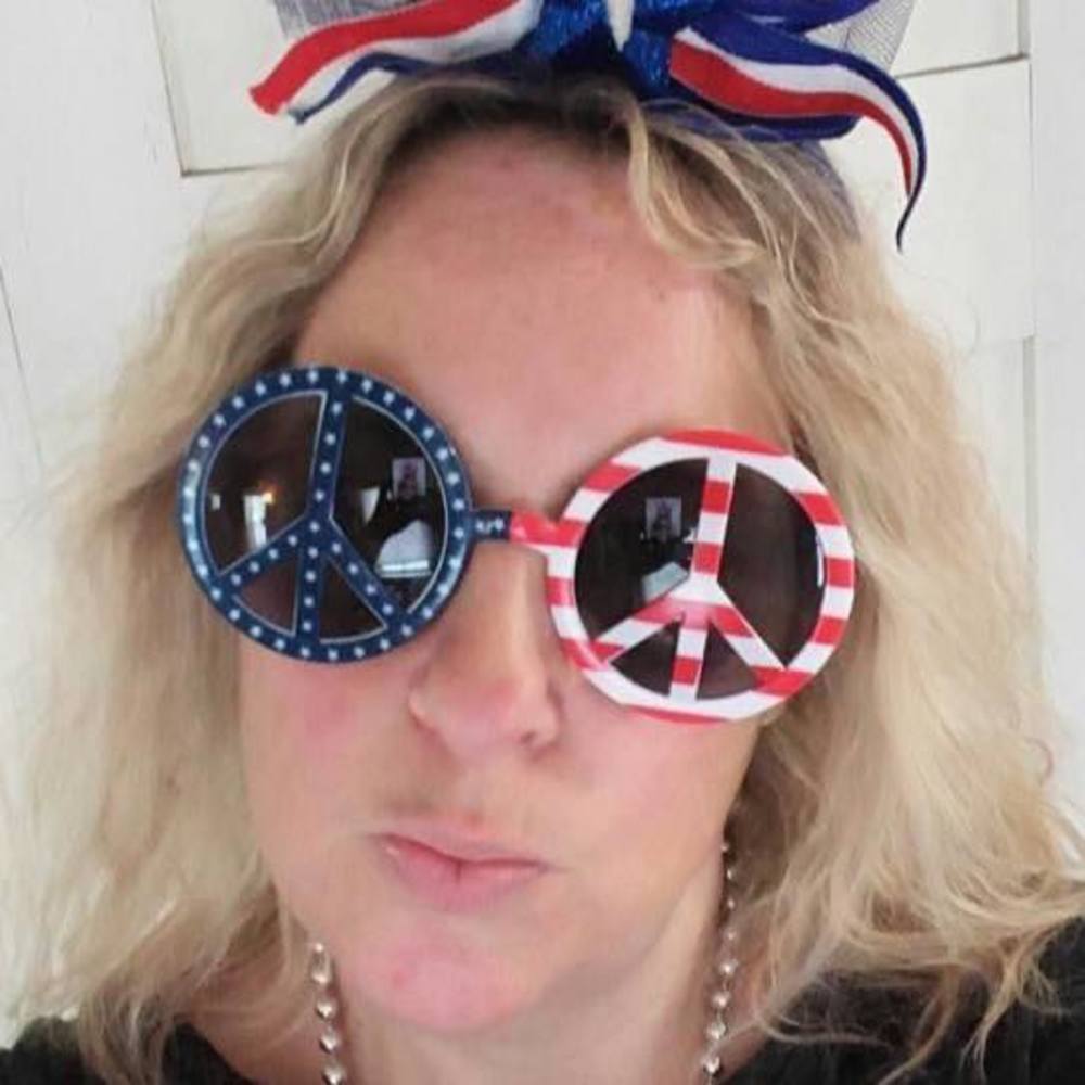 Meet your Posher, Kelly